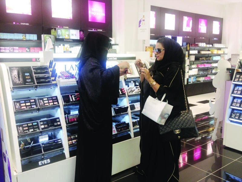 Saleswomen seek proper training