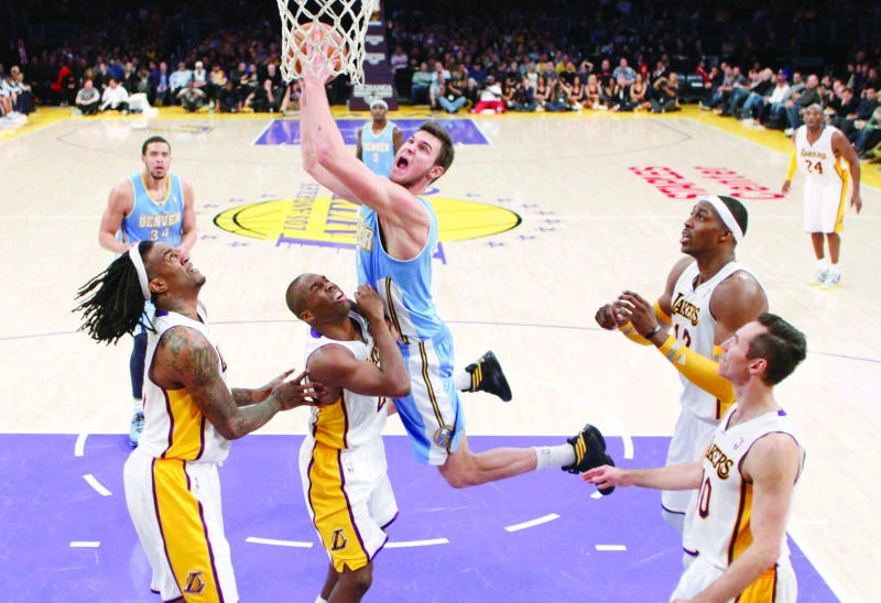 Walker leads Bobcats past Pistons in OT
