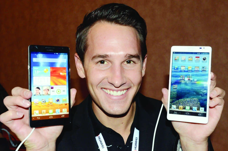 Huawei rolls out big-screen phones