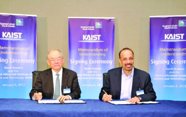 Saudi Aramco in deal to advance carbon management technology