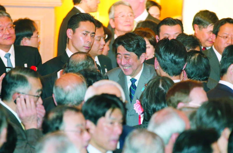 Japan drafts $227bn spending package