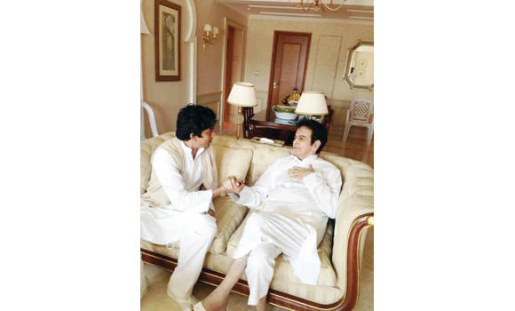 Spiritually thrilled after Umrah, Dilip Kumar extends Makkah stay