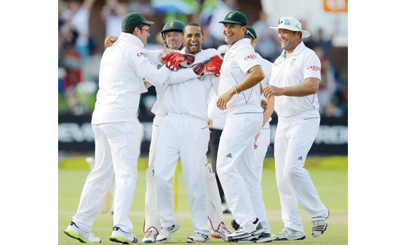 Hapless Kiwis collapse against South Africa pace