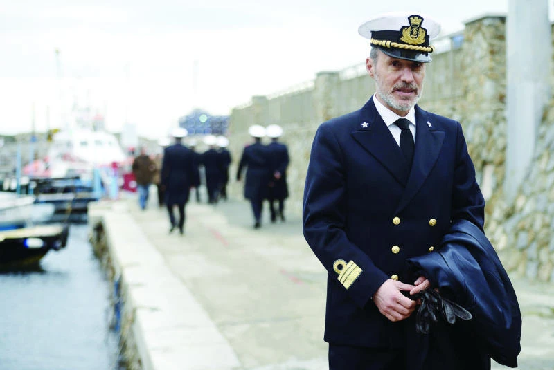 Grieving relatives mark Italy shipwreck anniversary