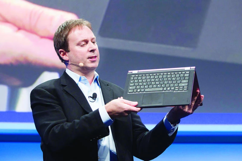 PC titans take notes from tablets to regain customers