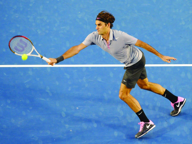 Serena, Federer run hot as Melbourne sizzles