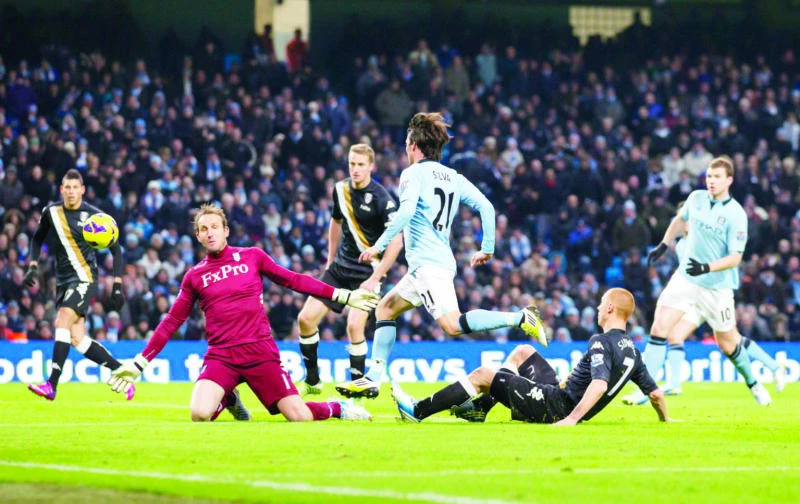 Silva trims United’s lead; Reading rallies