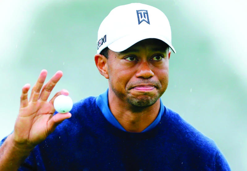 Tiger surges to lead at Torrey Pines