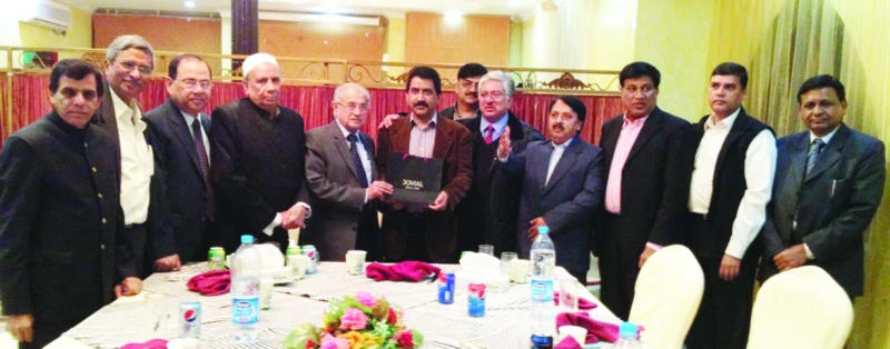 Award-winning researcher given warm send-off; joins Aussie university