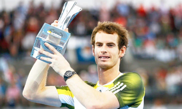 Murray beats Dimitrov to win Brisbane title