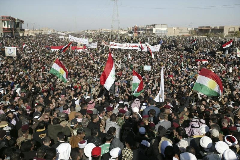 Protesting Sunnis call for Iraq PM to go