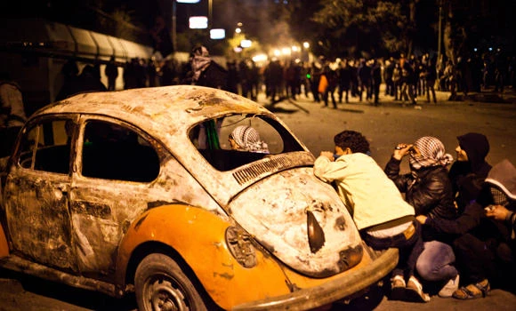 Army: Political tussle taking Egypt to brink