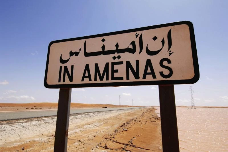 20 foreigners remain trapped in Sahara hostage crisis