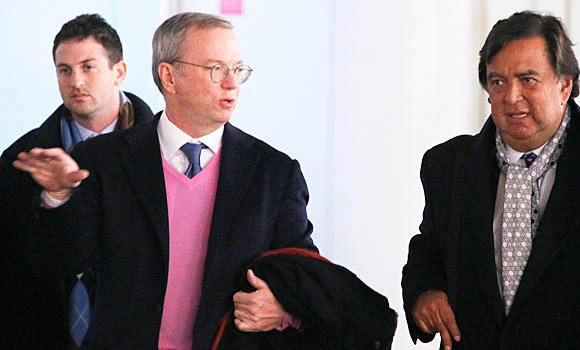 Google’s Schmidt urges Internet openness in NKorea