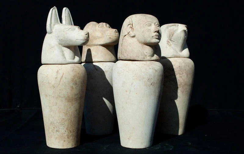 Archaeologists in Egypt unearth 3000-year-old tombs