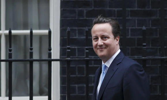 Rival EU camps turn up pressure on UK's Cameron
