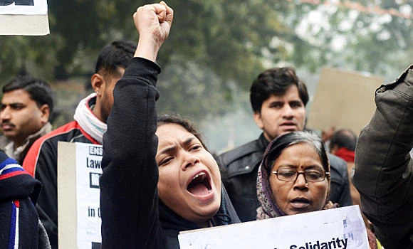 Indian lawyers refuse to defend gang-rape accused