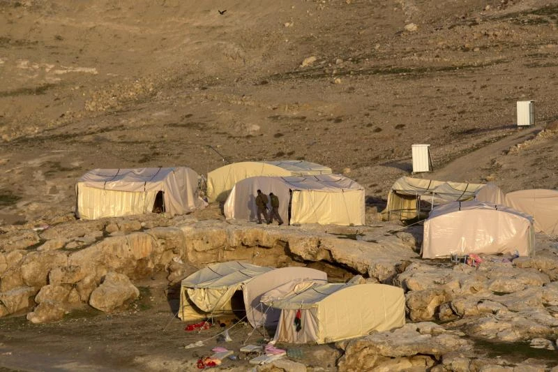 Israel removes new Palestinian protest camp