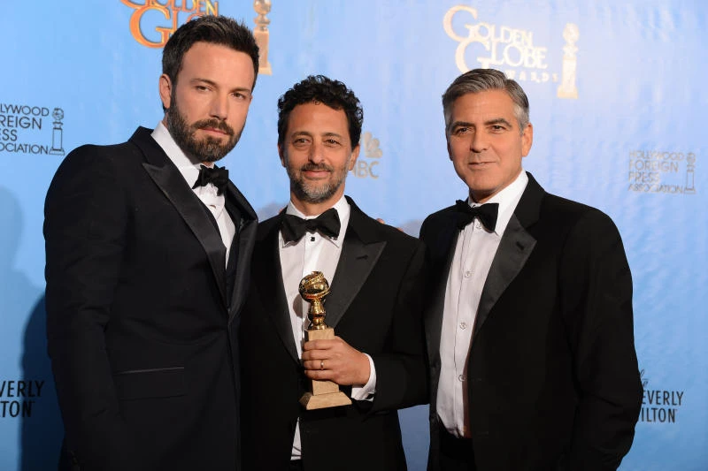 ’Argo’ wins at Golden Globes, letdown for Spielberg