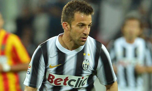 Del Piero sizzles in Sydney’s biggest win