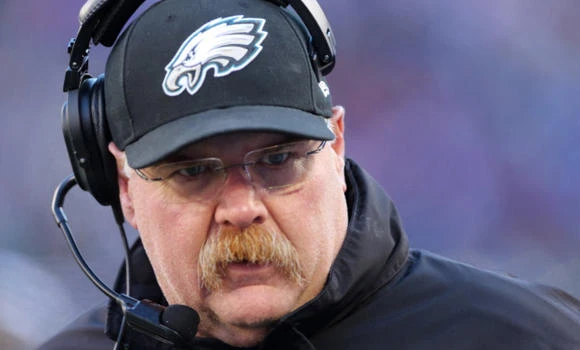 Reid signs to coach Kansas City Chiefs