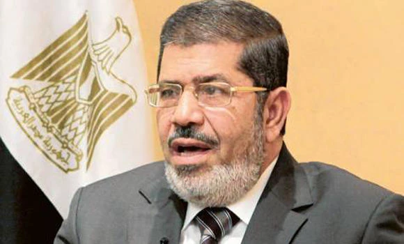 Egypt’s Mursi to meet IMF aide on $4.8bln loan request