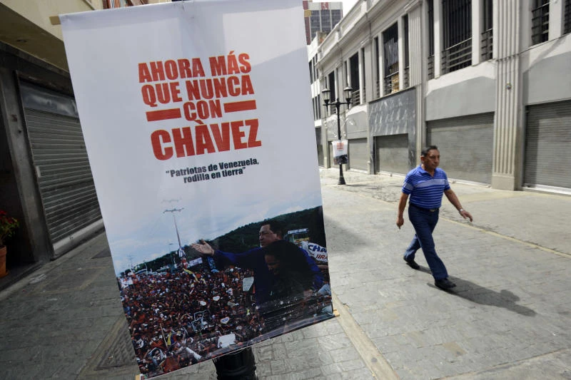 Venezuelans on edge as Chavez in ‘complex’ situation