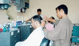 Steam bath banned in Jeddah barbershops