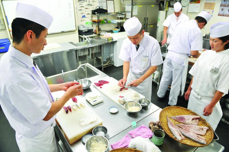 In Japan, would-be sushi chefs suffer for their art