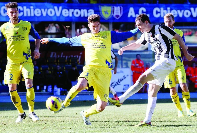 Classy first-half goals keep Juventus top