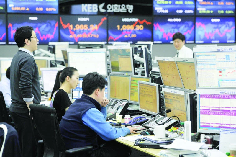 Bond investments stickier than many analysts think
