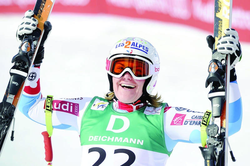 Rolland upstages favorites to win downhill world title