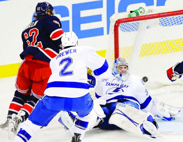 Devils repeat over Penguins for fifth straight win