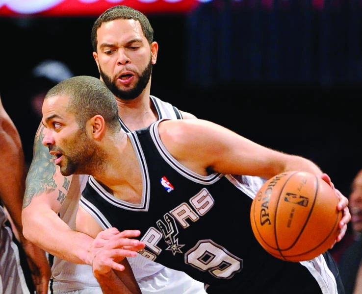 Parker stars as Spurs top Nets