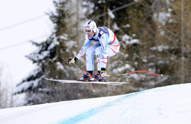 Baumann leads super-combined at skiing world championships