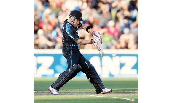 New Zealand crushes England to level T20 series