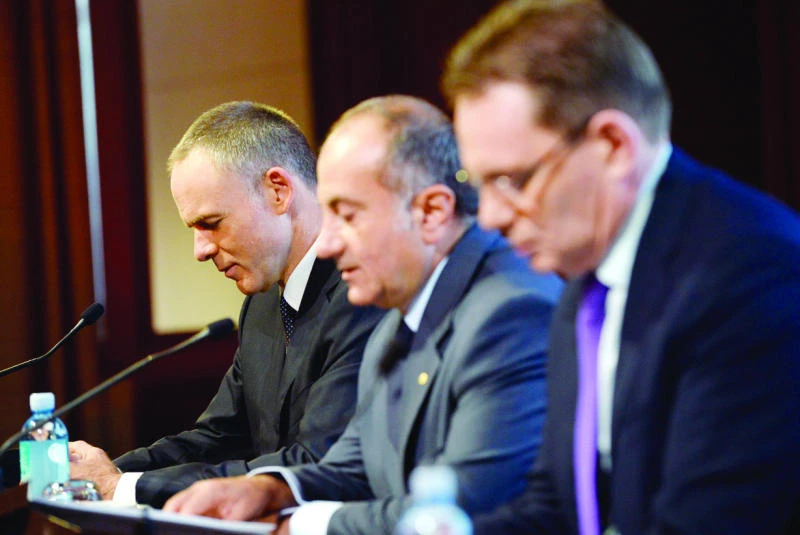 BHP Billiton CEO Kloppers retires as profits plunge