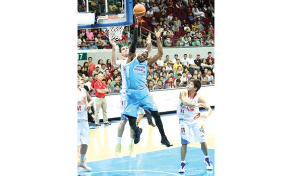 Rain or Shine outplays San Mig Coffee on Bowles return