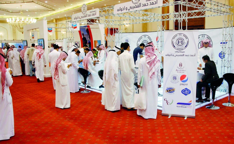 Young Saudi graduates throng career exhibition in Alkhobar