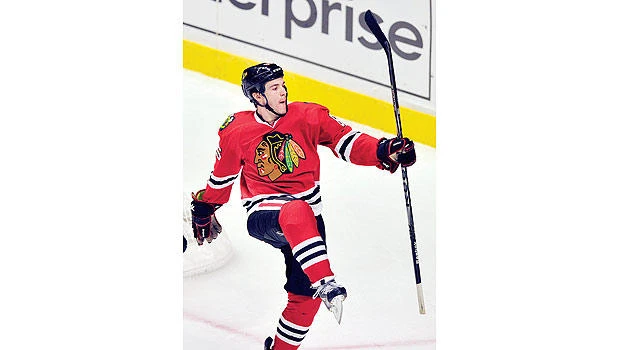No stopping record-breaking Blackhawks