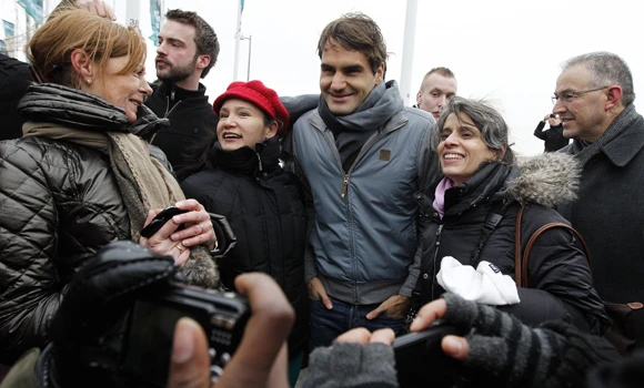 Federer joins Murray in call for more blood testing