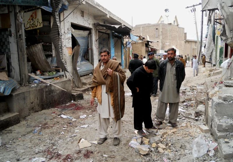 Suicide bomber attacks Pakistani mosque, 22 dead