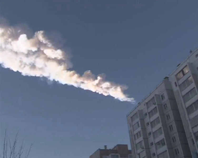 Sky fall: Meteorites strike Earth every few months