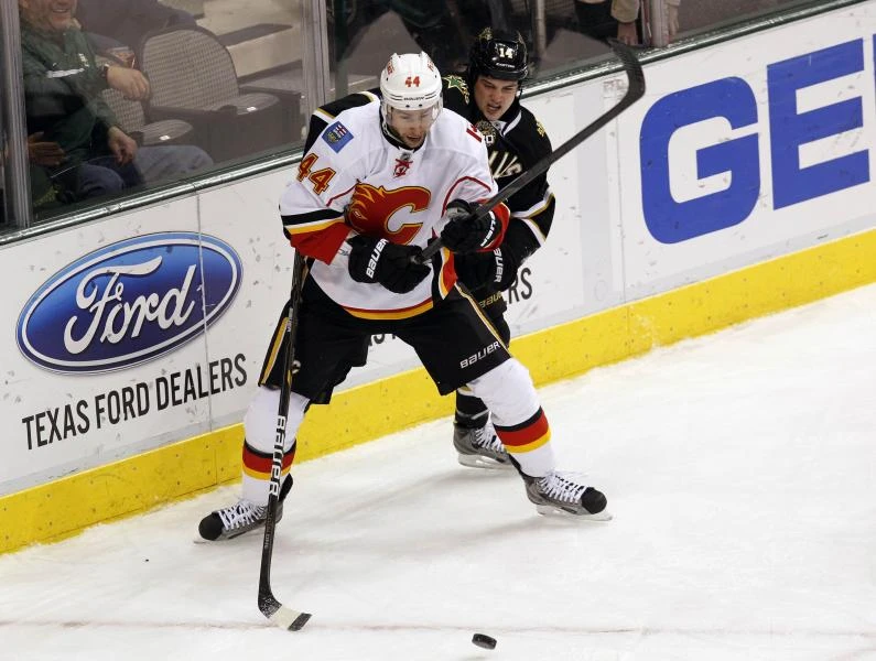 Stars send Wandell on rehab stint