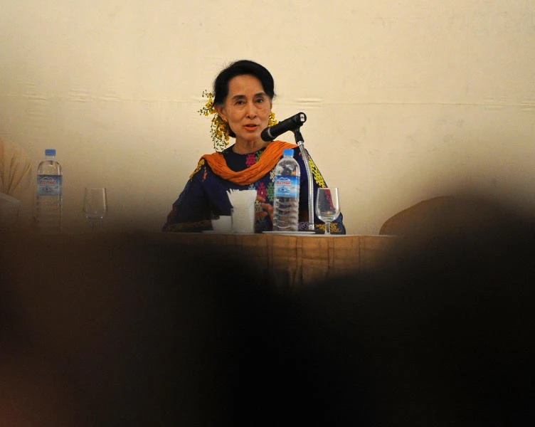 Suu Kyi enchanted by Harry Potter books