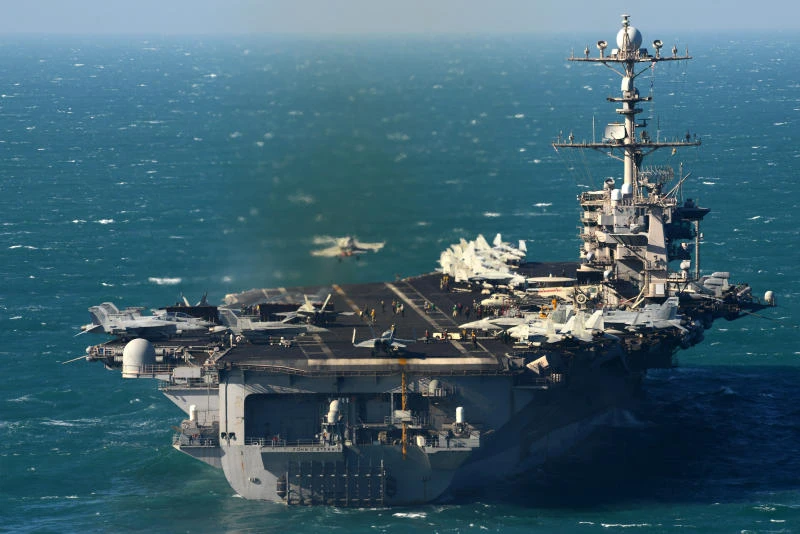US reduces carrier fleet in Gulf