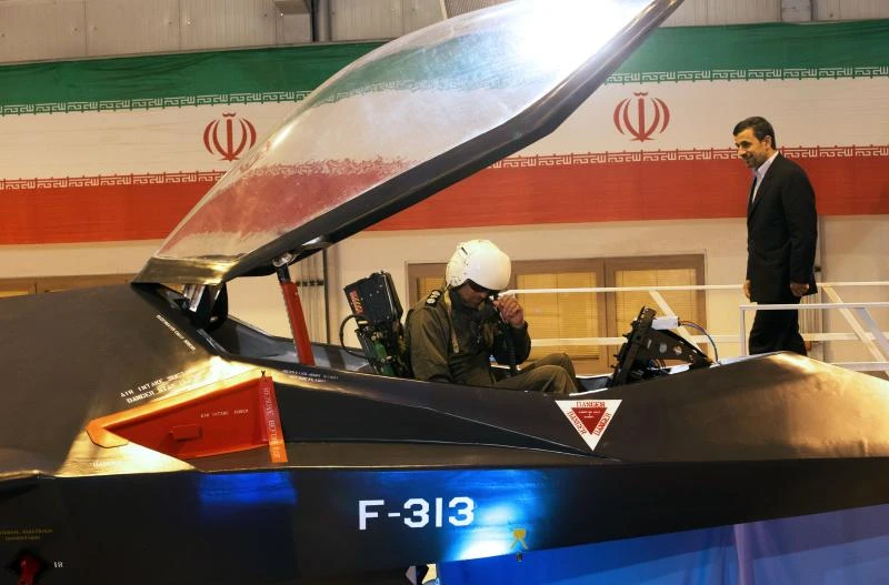 Iran flexes muscles with locally made fighter jet