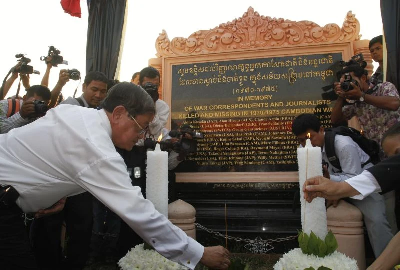 Memorial for Cambodia war journalists opened
