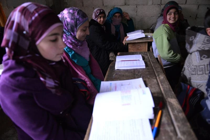 Syrian refugees’ figure to hit 1.1 m by June, says UN