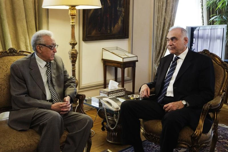 World pressure mounts for Syria dialogue